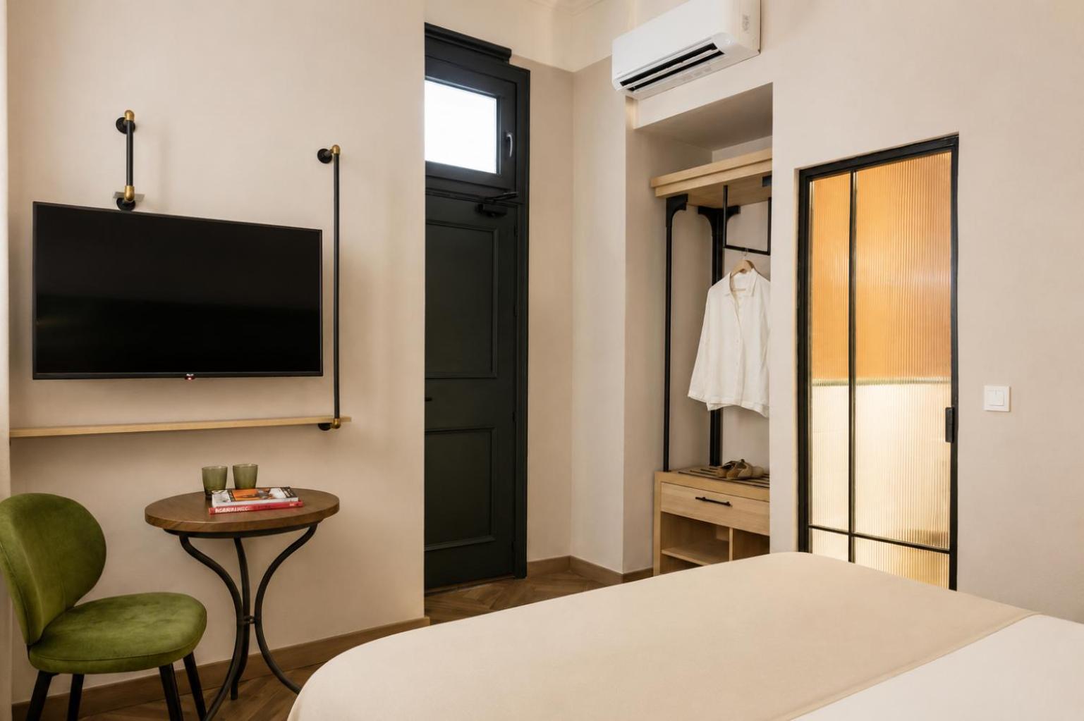 Interior Double Room